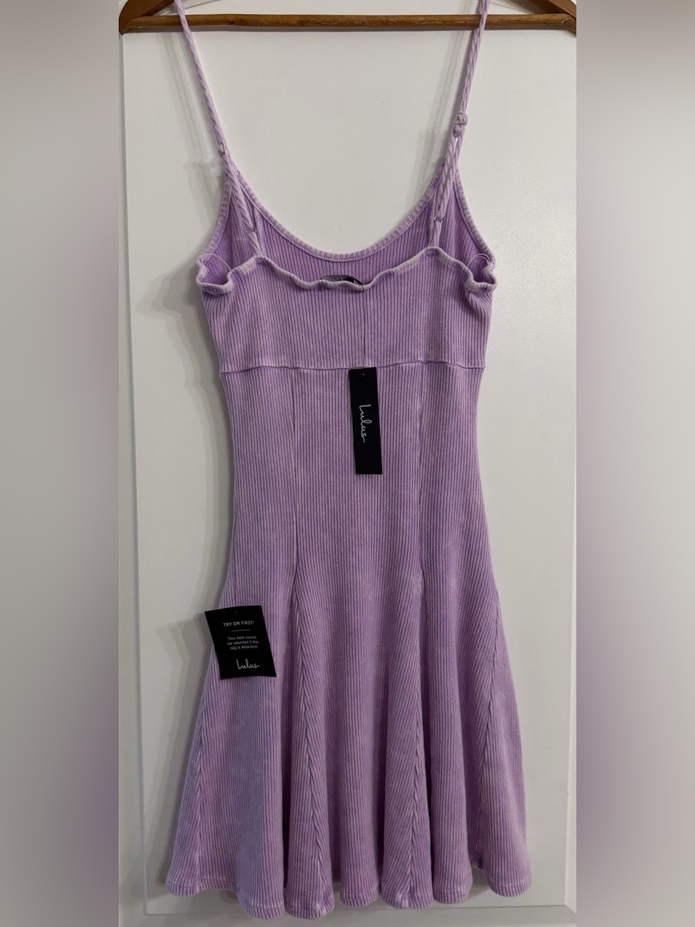 Lulu's Simply Pretty Washed Lilac Ribbed Pleated Spaghetti-Strap Mini Dress Sz M - Picture 3 of 5